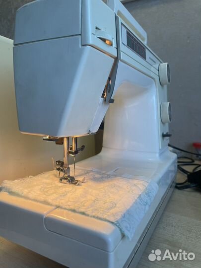 Швейная машина Janome 340