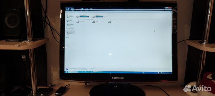 Монитор Samsung