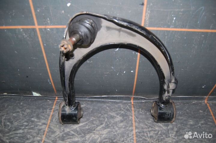 Рычаг передний верхний - Toyota Land Cruiser 200