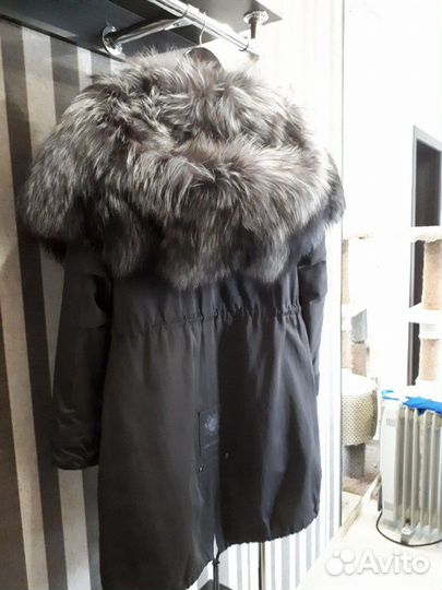 Парка с мехом чернобурки