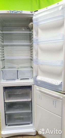 Холодильник indesit