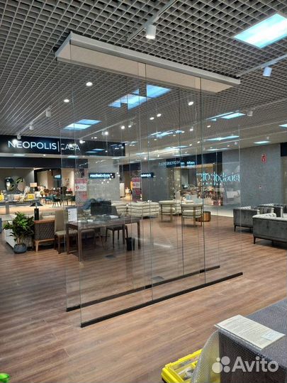 Межкомнатные стеклянные перегородки раздвижные