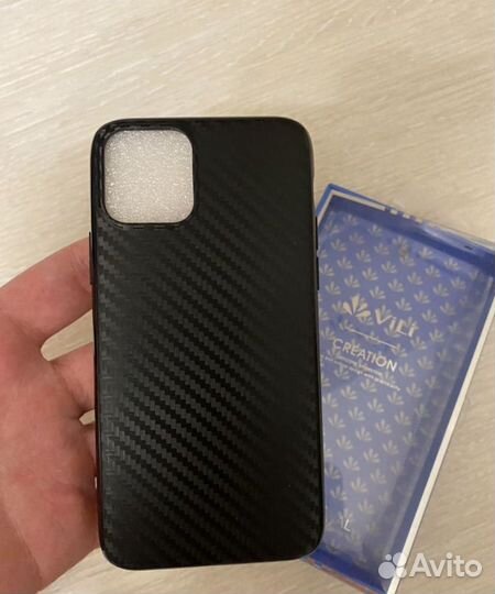 Чехол на iPhone 11 pro карбон