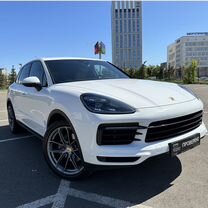 Porsche Cayenne 3.0 AT, 2019, 60 702 км, с пробегом, цена 8 069 000 руб.