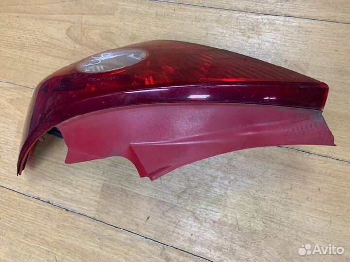 Фонарь задний правый Opel Corsa D хетчбэк 3-Х дв