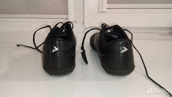 Сороконожки для футбола demix