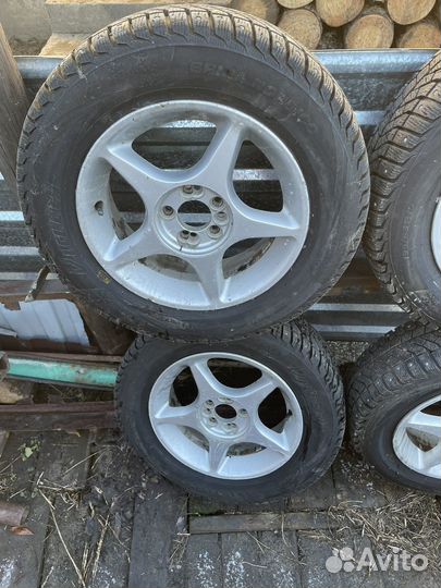 Лить на зимней резине Viatti