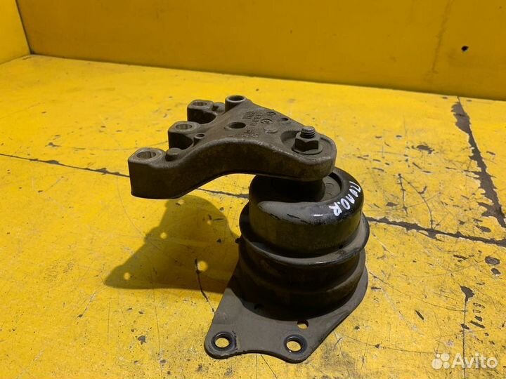 Подушка двигателя Volkswagen Polo 2008-2015