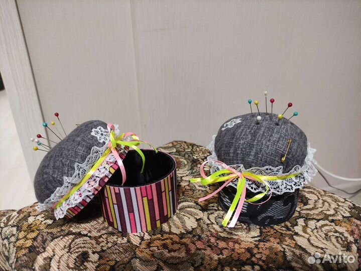 Шкатулка-игольница