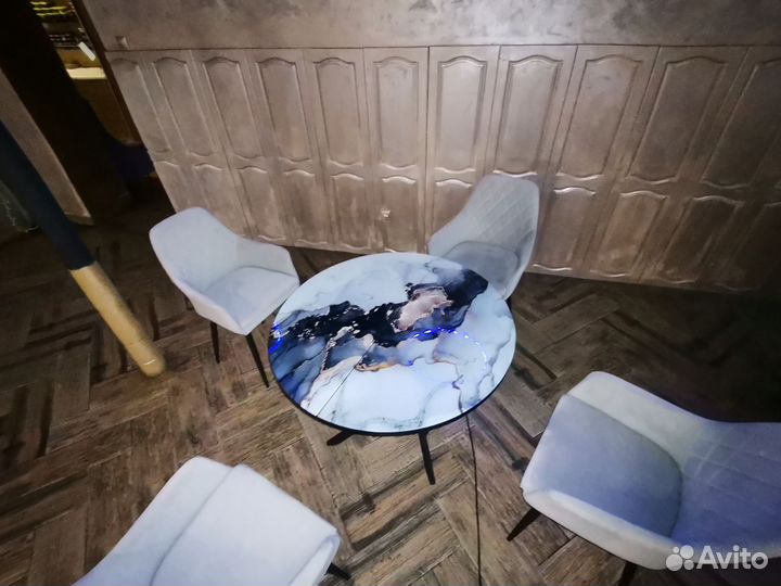 Стулья