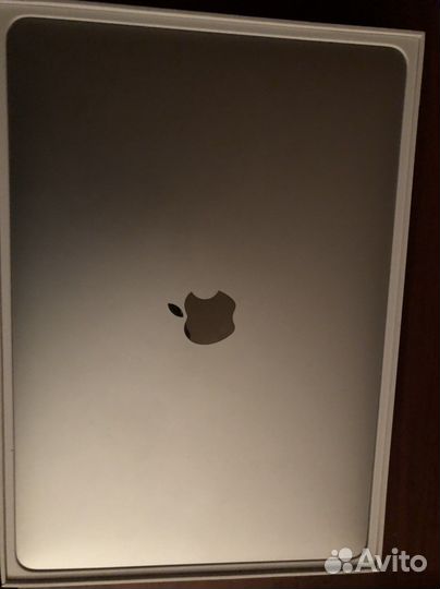 Apple MacBook Pro 13 2016 (i5, 8/256gb)