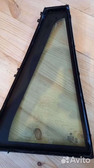 Форточка задней левой двери BMW X3