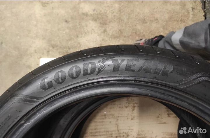 Goodyear Eagle F1 Asymmetric 3 SUV 245/45 R20 99V