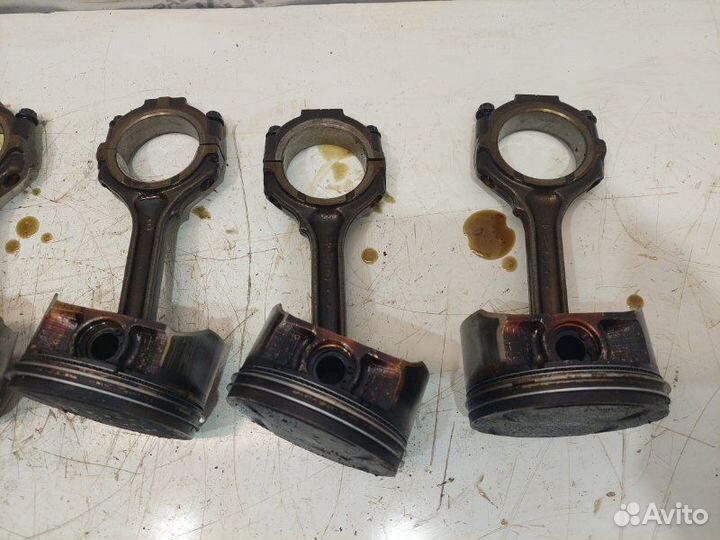 Поршень с шатуном Nissan Teana J31 (AT) VQ35 2007