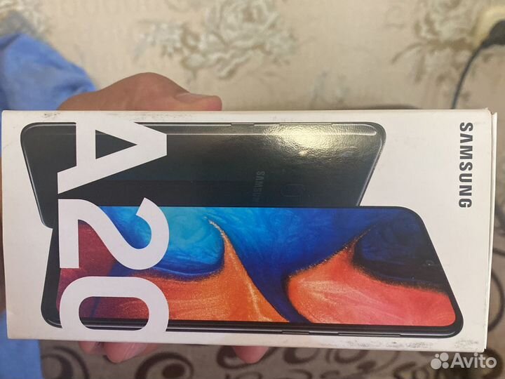 Коробки от телефонов iPhone, samsung