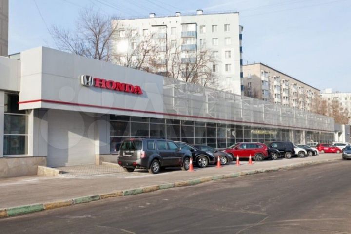 Аренда помещения под Автосалон 1550м