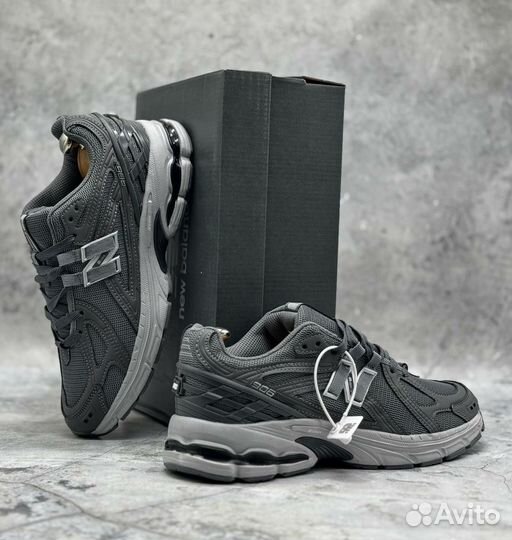 New balance кроссовки мужские