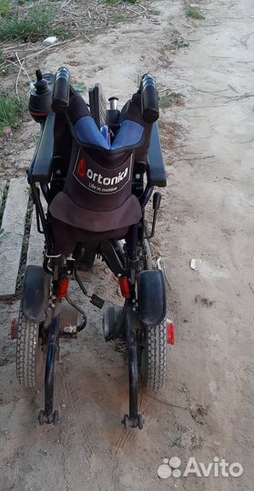 Инвалидная коляска с электроприводом