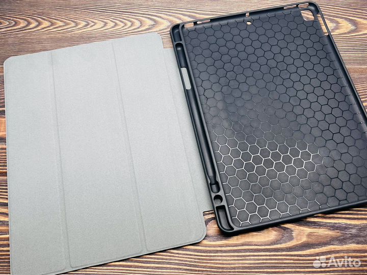 Чехол на iPad 7/8/9 (10.2)