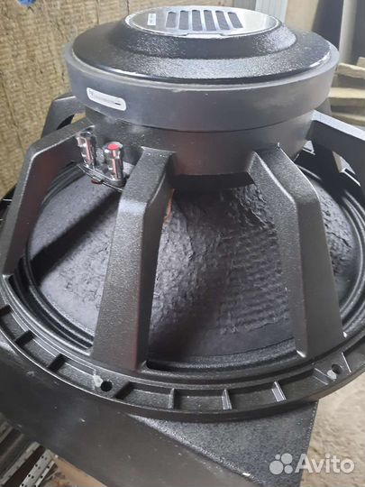 Динамик 18 дюймов для сабвуфера