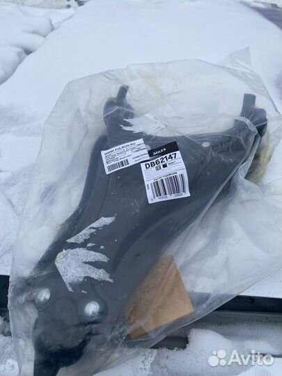 Рычаг правый Renault Duster Terrano d10