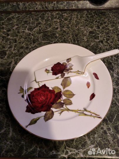 Тарелка для торта с лопаткой