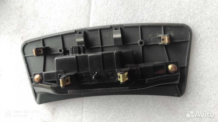 Часы салонные Mitsubishi Galant 8