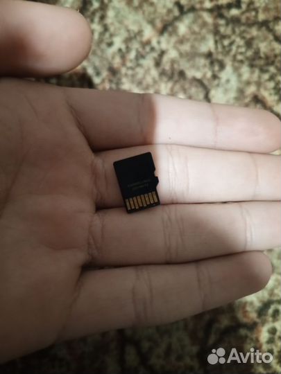 Карта памяти MicroSD