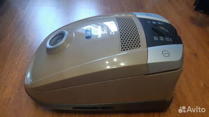 Пылесос Miele S 6210