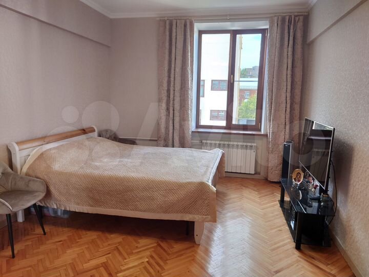 2-к. квартира, 67 м², 5/5 эт.