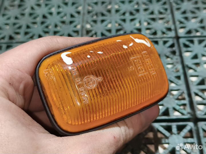 Повторитель Toyota Land Cruiser 90