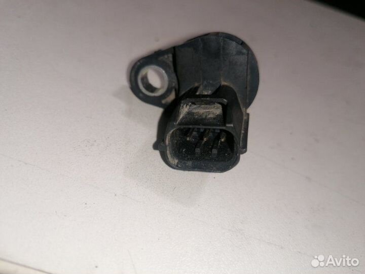 Датчик положения распредвала Mitsubishi Lancer