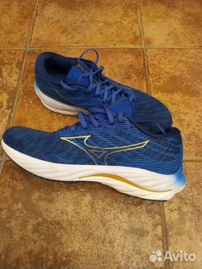 Mizuno Wave rider 26