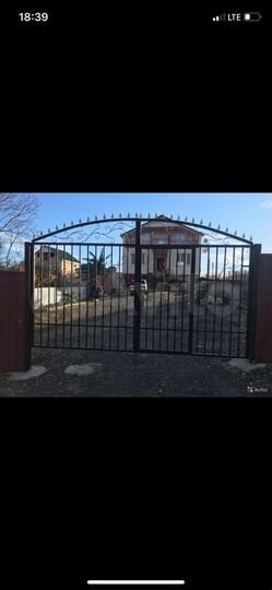 Дом 260 м² на участке 5 сот.