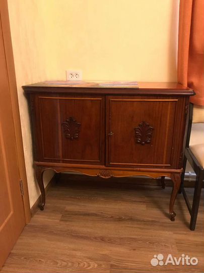 Туалетный столик