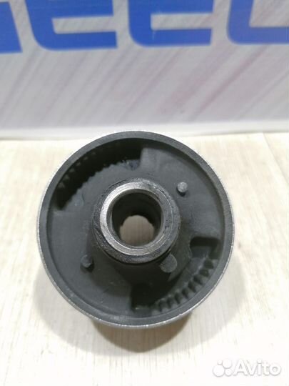 Сайлентблок рычага Geely emgrand X7