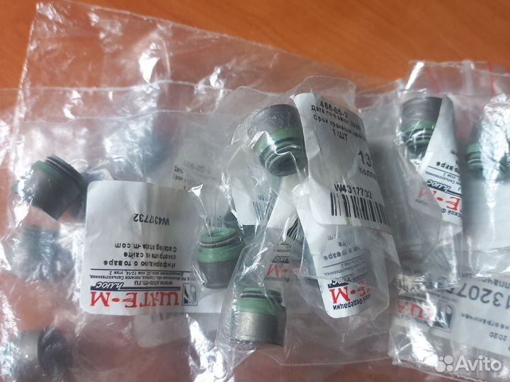 Маслосьёмный колпачок на nissan qashqai