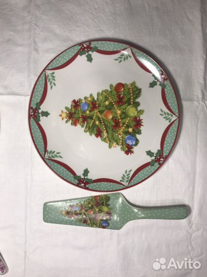 Сервиз чайный, тортница, салатница