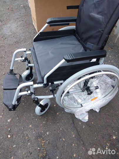 Инвалидная коляска новая
