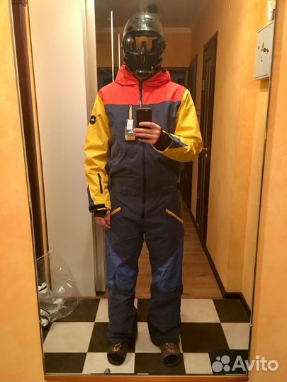 Лыжный комбинезон