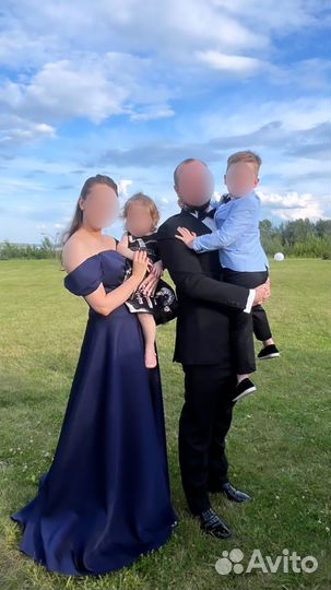 Платье вечернее нарядное