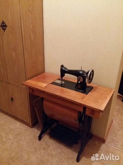 Швейная машинка пмз им.Калинина