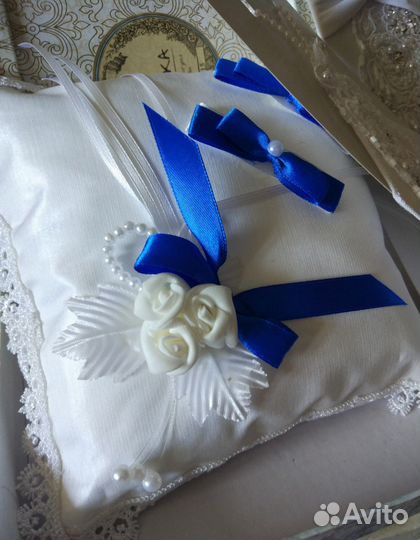 Новые свадебные перчатки и подушечка для колец