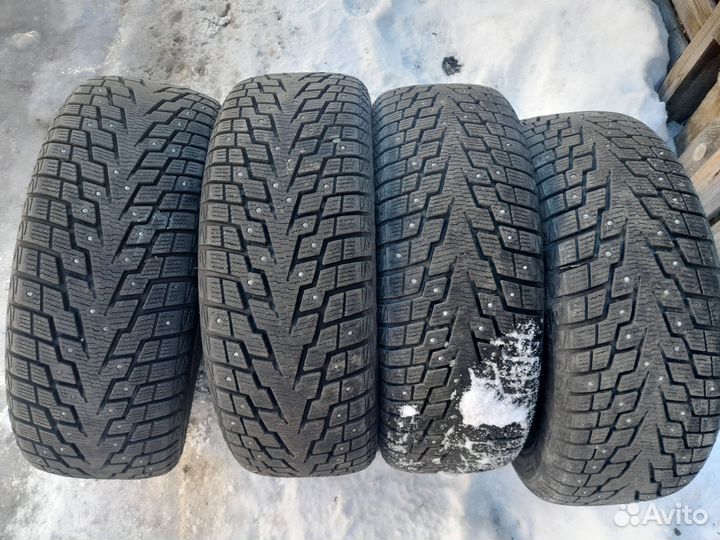 GT Radial IcePro 3 215/55 R17