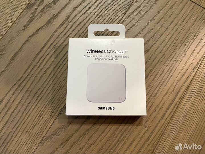 Беспроводное зарядное устройство Samsung