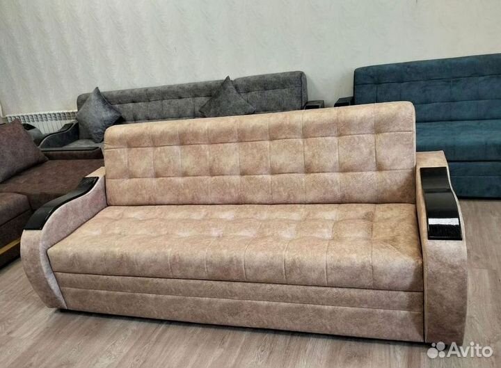 Прямой диван в наличии не б/у