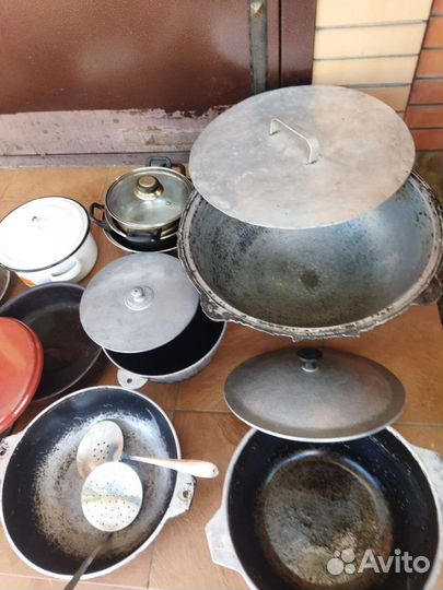 Казаны и кастрюли