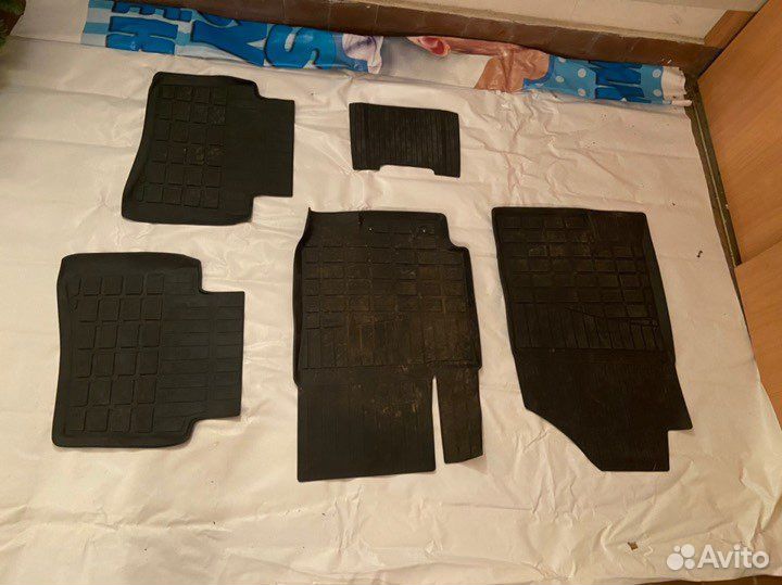 Коврики Opel Astra и Kia Rio оригинальные