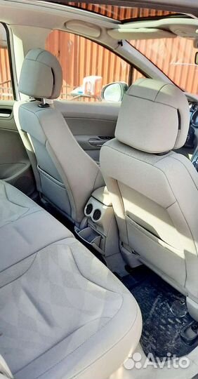 Сиденья Peugeot 308