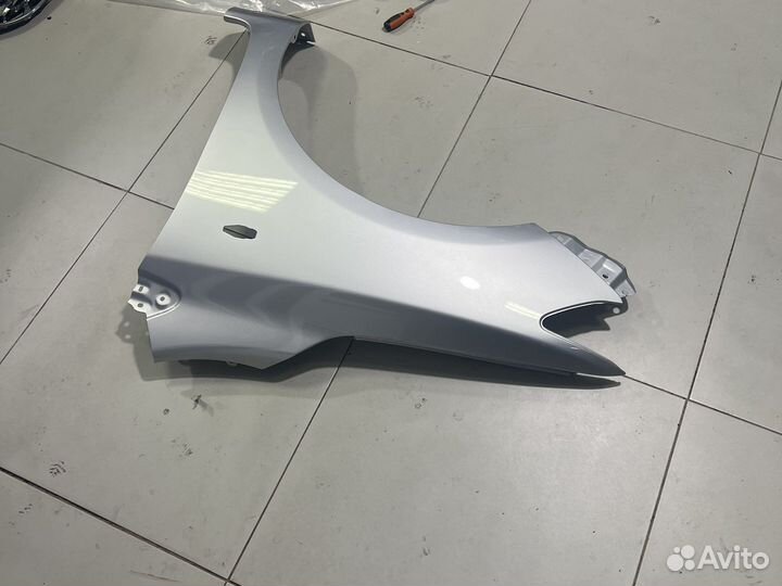 Крыло тойота королла е150 Стальное 1F7